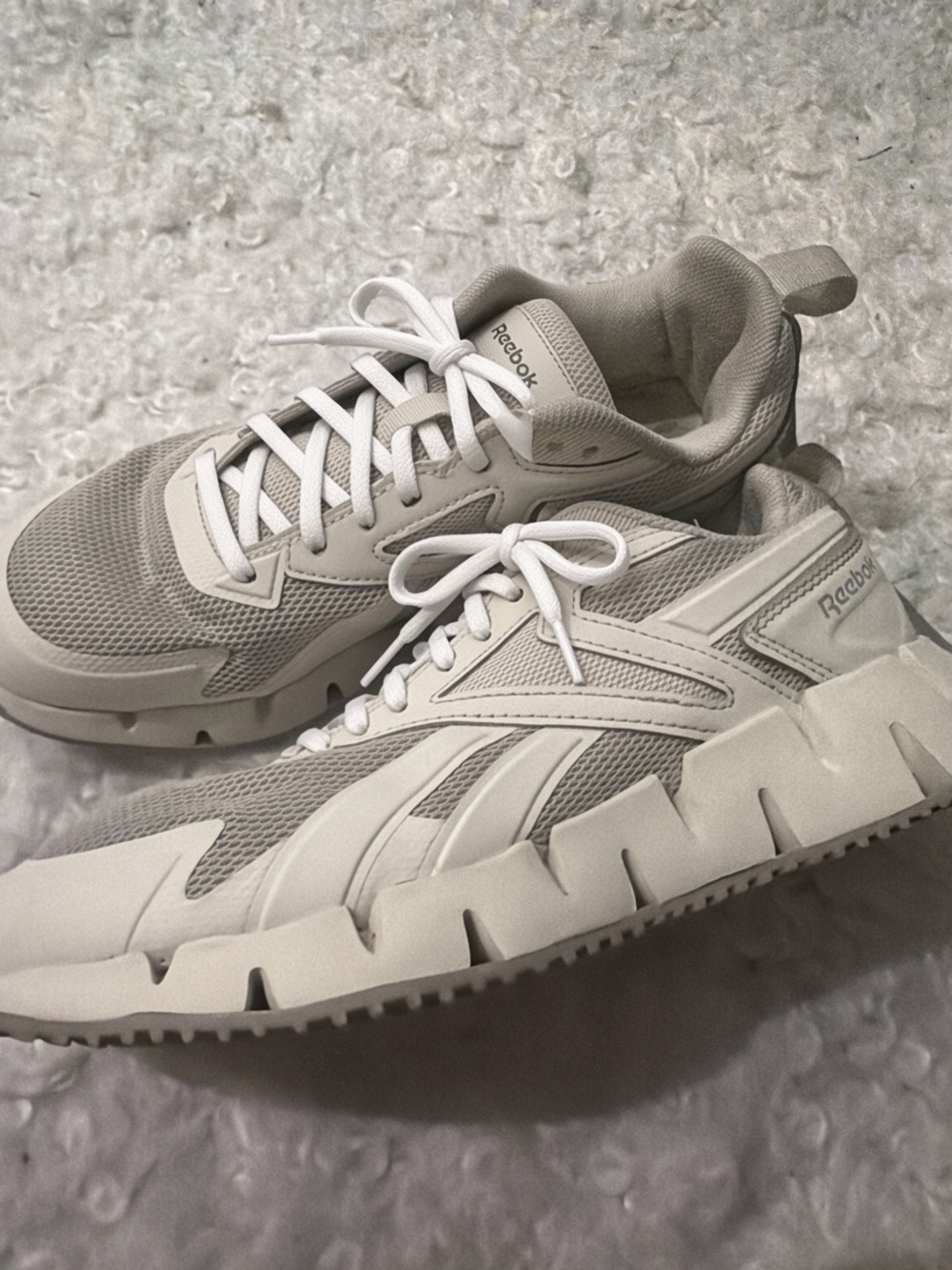 Reebok Women's Beige and White Athletic Sneakers